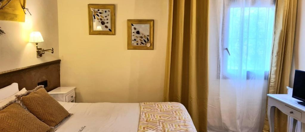 Hotel Rural & Spa Mas Prat, 拉瓦尔-德-比亚尼亚 — 照片 1