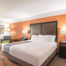 La Quinta Inn & Suites By Wyndham Prattville, Праттвилль — фото 4