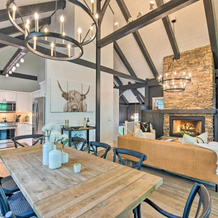 Trillium Home w/ Golf Course Views & Fireplaces!, 罗斯门 — 照片 5