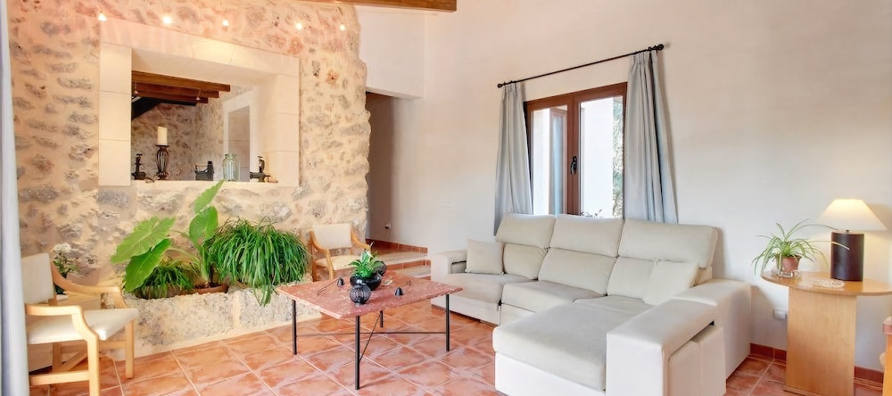 Finca S'eriçal, Коститкс — фото 1
