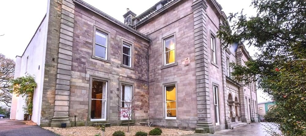 Alfreton Hall, 阿尔弗雷顿 — 照片 1