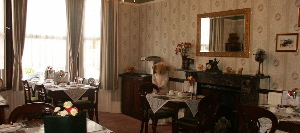 The Moorings - Guest House, Worthing — photo 1