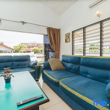 Batu Pahat w Pooltable Villa 4Br16Pax by Our Stay, 峇株巴辖 — 照片 3