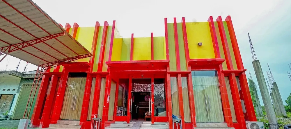 OYO 90829 Sahara Homestay Syariah, Bangkalan — photo 1