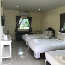 RedDoorz Sripiamsuk Resort Bangkok, 巴吞他尼 — 照片 4
