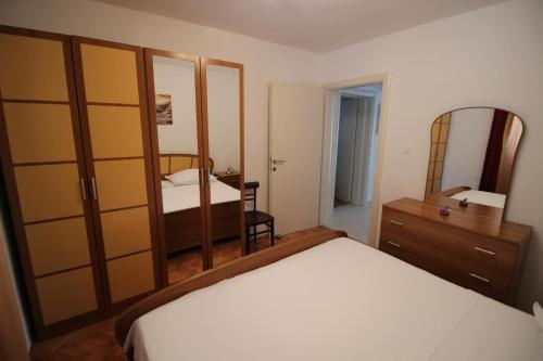 Apartman Antea, Arbanija — photo 1