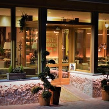 Wine Bar Hotel Moderno e Mori, 塞里纳 — 照片 2
