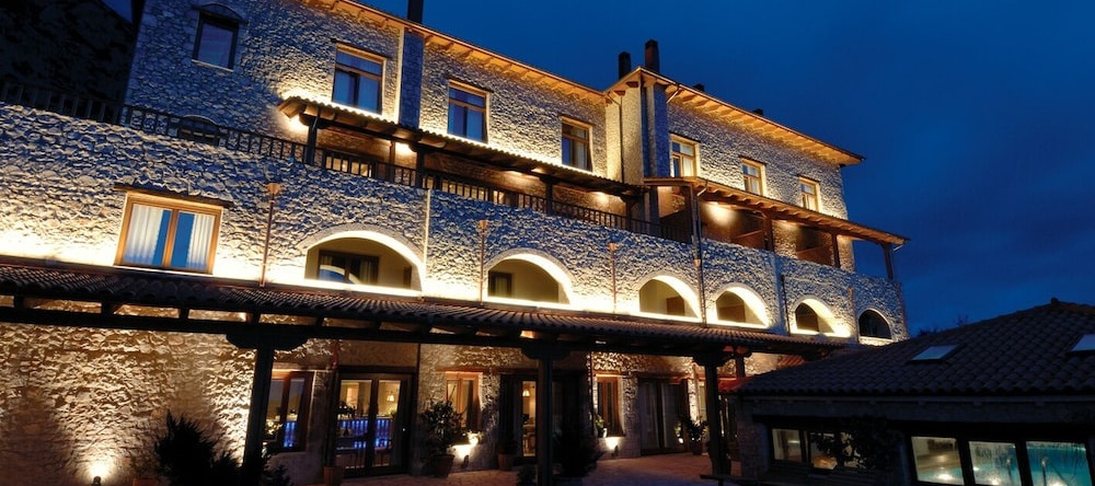 Santa Marina Arachova Resort & Spa, Дистомо-Арахова-Антикира — фото 1