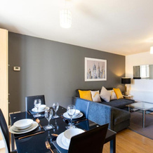 Velvet 1-Bedroom Apartment The Clockhouse, Hoddesdon, Ходдесдон — фото 3