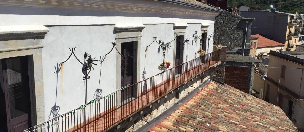 Palazzo Cutrufelli, Гранити — фото 1