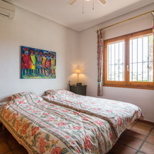 Modern Villa in Rojales with Swimming Pool, 罗哈莱斯 — 照片 2