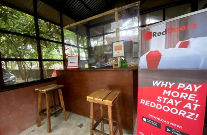 RedDoorz Hostel @ Limliwa Beach Resort, 卡邦 — 照片 1