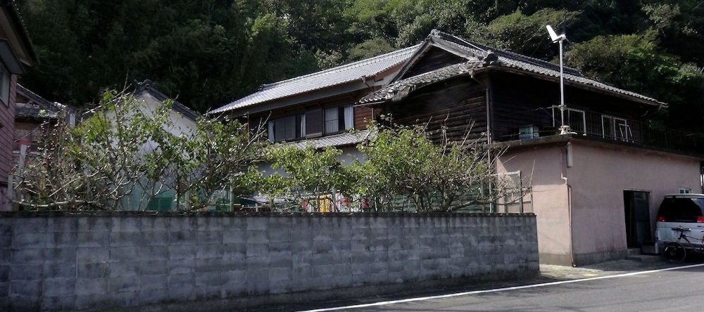 Guesthouse Hanamizuki, 佐伯 — 照片 1