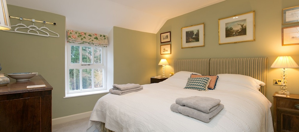 Stunning 3-Bed House In A Private Hidden Valley, Llanrhaeadr-Yng-Nghinmeirch — фото 1