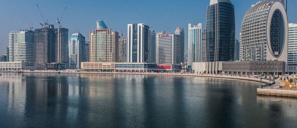 Radisson Blu Hotel, Dubai Canal View, Дубай — фото 1