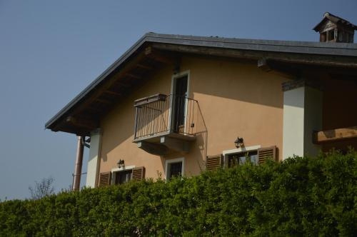 Agriturismo Il Nido di Bacco, 萨卢佐 — 照片 1