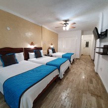 Cancun Plaza Condo Hotel, Канкун — фото 2