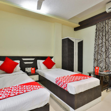 Oyo 19637 Hotel Mansi Sherotene, Вапи — фото 5