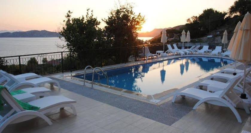 Panjur Hotel Sögütköy, 瑟于特 — 照片 1