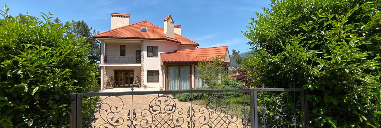 V Kedrovoy Rosche Guest House, Kabardinka — photo 1