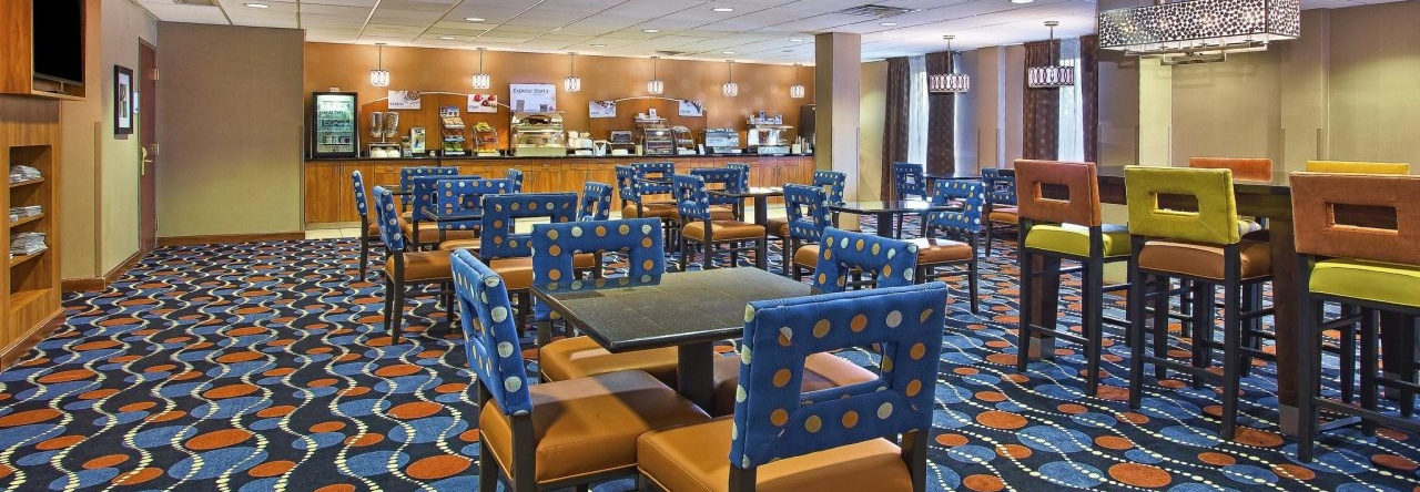 Holiday Inn Express Hotel & Suites Pittsburgh West Mifflin by IHG, 西米夫林 — 照片 1