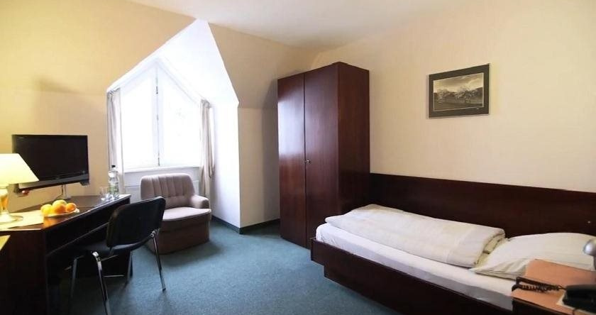 Hotel-Pension Haus Erna, Bad Berleburg — photo 1