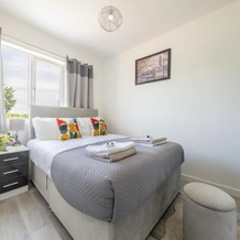 Ash View Place 4 -Heathrow - Thorpe Park - Free Parking, Стэйнс — фото 4