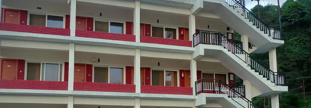 Hotel Devbhoomi, 乌塔尔卡希 — 照片 1