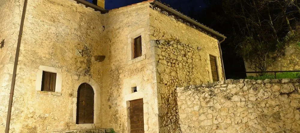 Rocca Calascio - Albergo Diffuso, Каласцио — фото 1