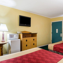 Econo Lodge Topeka, Топека — фото 5