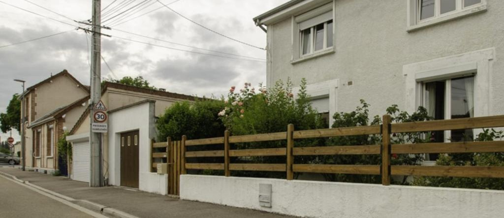 Gîte Saint-Julien-les-Villas, 3 pièces, 5 personnes - FR-1-543-215, 圣朱利安莱维拉 — 照片 1