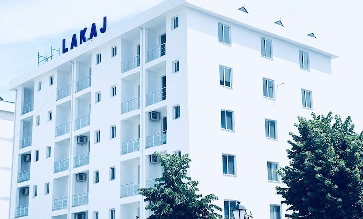 Hotel Lakaj, Velipoje — photo 1