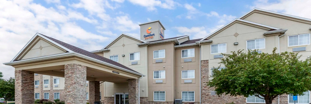 Comfort Suites Cedar Falls Industrial Park, Cedar Falls — photo 1