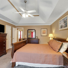 Atlanta Retreat W/ 2-car Garage, Fenced Yard 6 Bedroom Home by RedAwning, 洛卡斯特格罗夫 — 照片 2