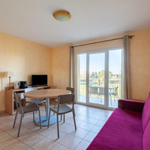 ResidHotel Golf Grand Avignon, 韦代讷 — 照片 5