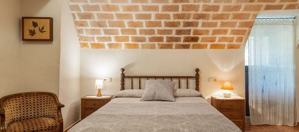 Appealing Apartment In Girona With Swimming Pool, Парлава — фото 1