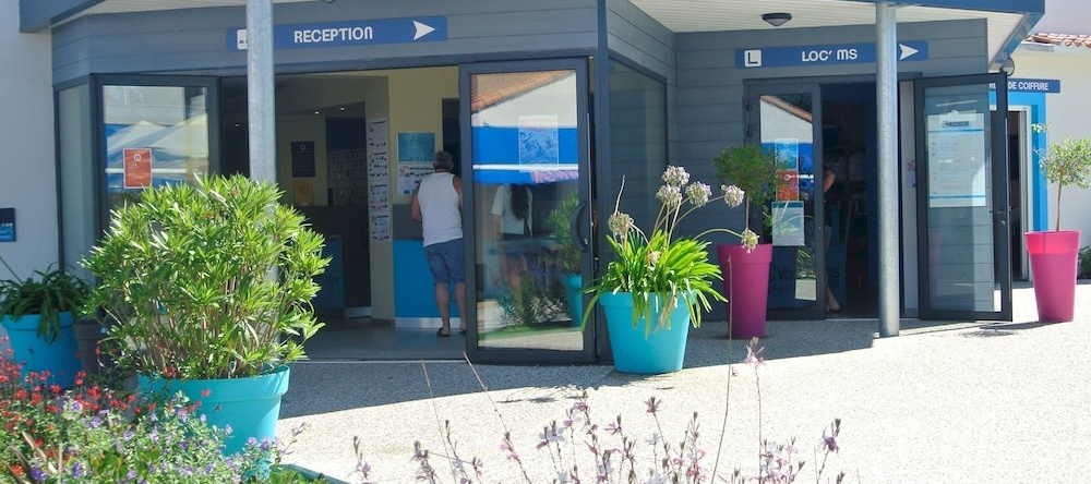 Camping Club Sunissim Le Trianon, 莱萨布勒多洛讷 — 照片 1