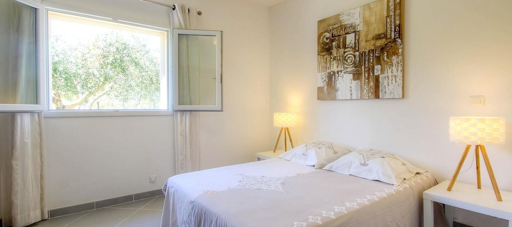 Apartment With 2 Bedrooms In Taglio-Isolaccio, With Wonderful Mountain View, Enclosed Garden And Wifi - 15 Km From The Beach, Тальо-Изолаччо — фото 1