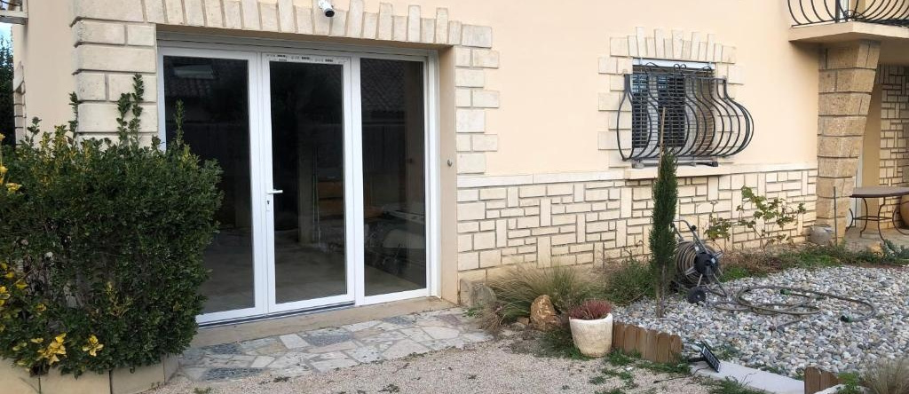 Villa au calme avec piscine L'Insouleïados 4 étoiles 3 épis, 洛登 — 照片 1