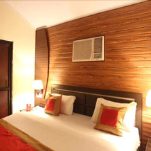 Corbett Jungle Club Resort, Наинитал — фото 3