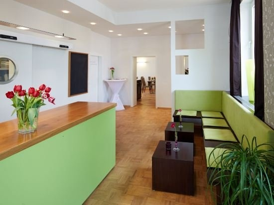 Hotel Karolinger-Hof, Lorsch — photo 1