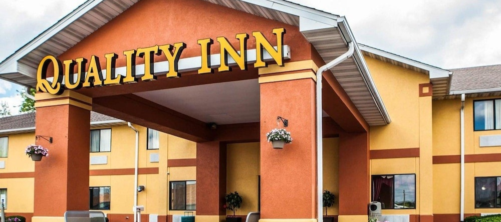 Quality Inn O'fallon I-64, О’Фаллон — фото 1