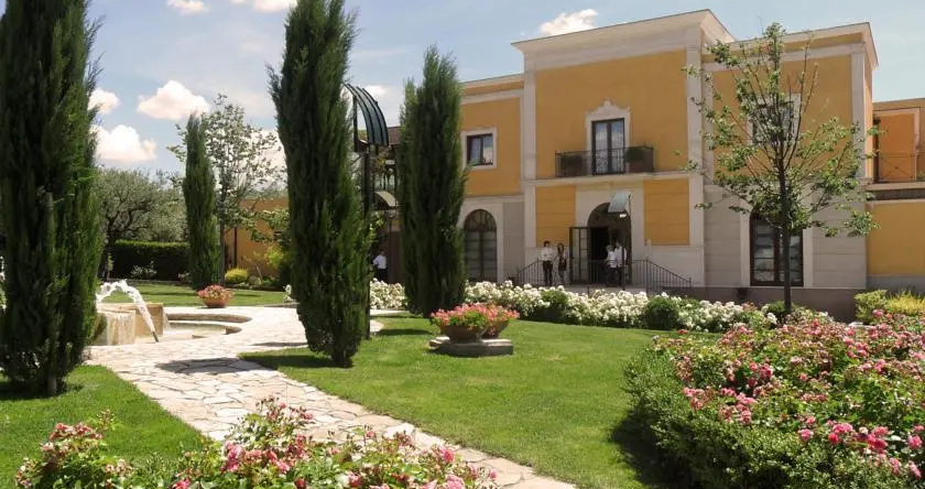 Meridiana Ricevimenti, Mirabella Eclano — photo 1
