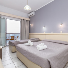 Oasis Corfu Hotel, Perama — photo 2
