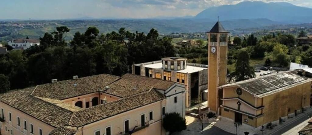 villa Mastro Oleario 5 dal mare 30 dai monti, Torrevecchia Teatina — photo 1