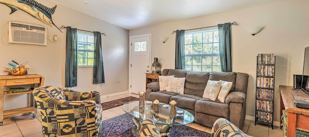 2 Mi To Beach: Canal-Front Home In Hudson!, Гудзон — фото 1