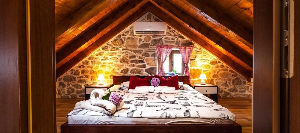The Hidden Treasure Village - 3 Villas, Станковичи — фото 1