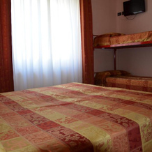 Hotel Lorenzo, 切莱利古雷 — 照片 2