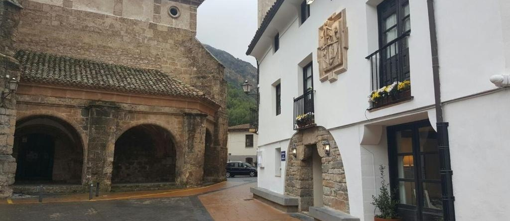 Casa Rural Las Pedrolas, 阿尔内迪略 — 照片 1