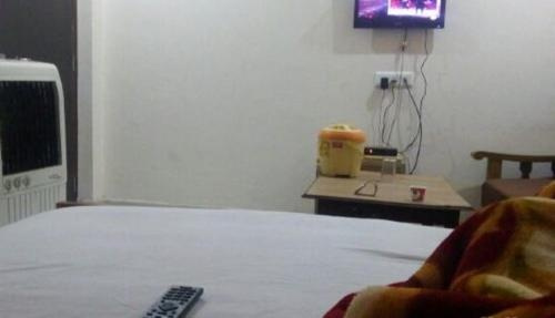 Shreyansh Hotel, 钦德瓦拉 — 照片 1